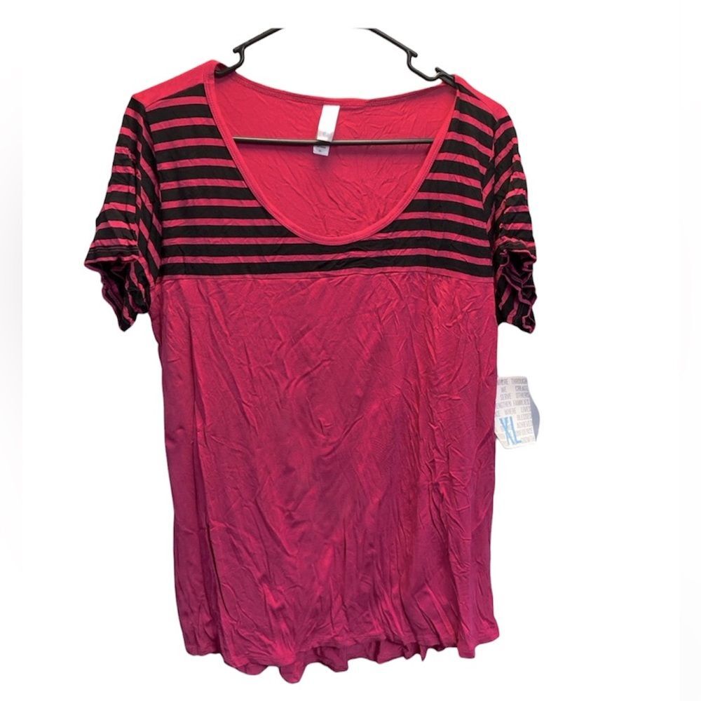 LuLaRoe Classic T Size XL, pink with black stripes